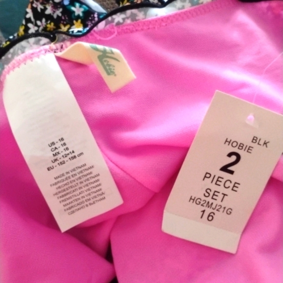 Hobie Girls' Ruffle Hipster Swim Bottom. Size 16 - Picture 6 of 10